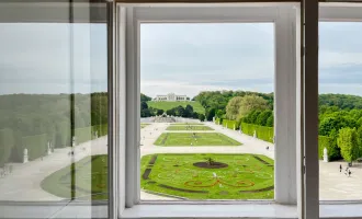 Residenz im Schloss Schönbrunn mit Gloriette-Blick!