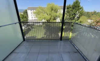 Neu sanierte 3 Zimmerwhg. mit sonnigem Balkon!