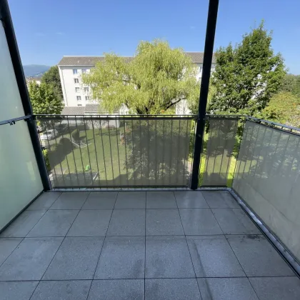 Neu sanierte 3 Zimmerwhg. mit sonnigem Balkon! - Bild 2