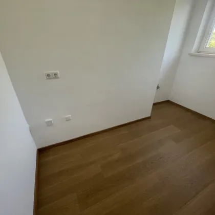 Neu sanierte 3 Zimmerwhg. mit sonnigem Balkon! - Bild 3