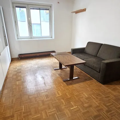 80m² große Wohnung mit Potenzial - Zentrale Lage nahe Westbahnhof im 15.Bezirk - Bild 3