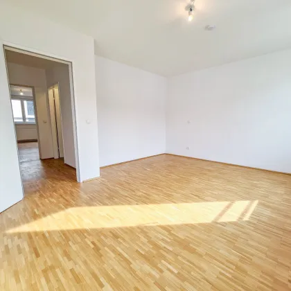 Ein Zuhause zum Wohlfühlen! 2-Zimmerwohnung nahe dem Arenbergpark - Einbauküche - Abstellraum - Bild 3