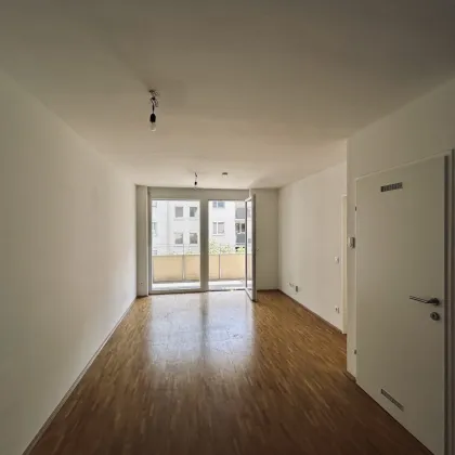 Sehr praktisch geschnittene, freundliche und vorallem leistbare Mietwohnung, mit einem schönen Badezimmer und einem Balkon -  in 8020 Graz! - Bild 2