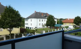 STADTSCHÖNHEIT – 4-Zimmerwohnung mit Lift, Wintergarten und eigenem KFZ-Stellplatz