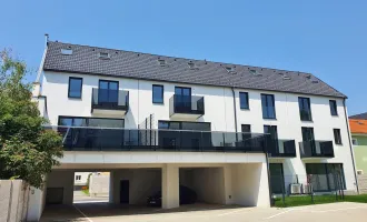 Erstbezug – Reihenhaus  – belagsfertig – Haus 3 - Terrasse