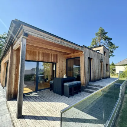 Luxus und Natur in Perfektion – Ihr exklusives Traumhaus mit großzügigem Garten und Pool in absoluter Ruhelage - Bild 3