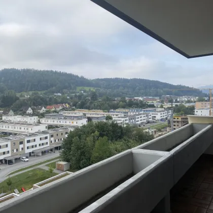 Leoben: "Neuer Preis" Hochwertig sanierte 3 Zimmer Wohnung mit großzügiger Loggia - "Penthouse-Feeling" inklusive! - Bild 2