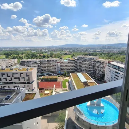 TOLLER FERNBLICK  -Stadtwohnung modern - gr. Loggia  nur für Sie - Bild 3