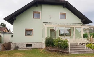 Gepflegtes Einfamilienhaus mit Wintergarten in ruhiger Lage!