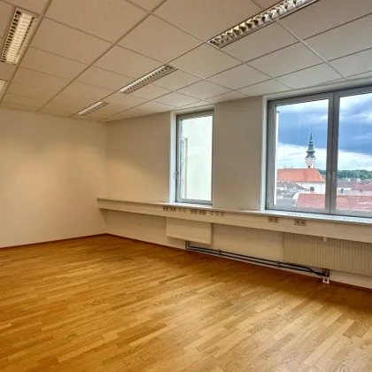 Büro | Innenstadtlage | Lift | 263m² | Tiefgarage - Bild 3