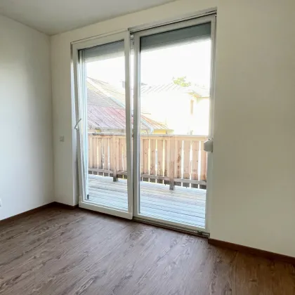 Geräumige Wohnung mit sonnigem Balkon! - Bild 3