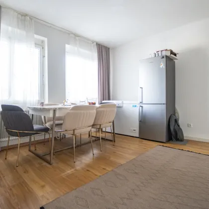 Helle 3 Zimmer Wohnung im letzten Stock mit Balkon - Bild 3