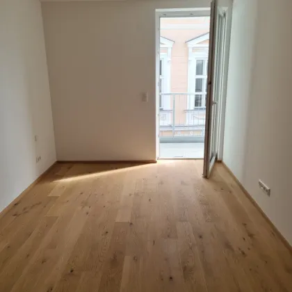 NEUBAU in zentraler Lage: Exklusive 2-Zimmer-Wohnung TOP5 - Bild 2