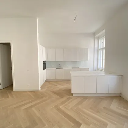 ELEGANTE ALTBAUWOHNUNG IM HERZEN WIENS - Bild 3