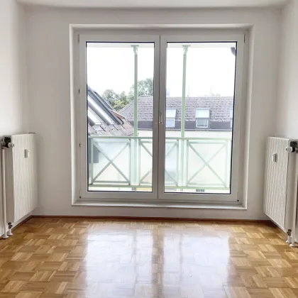 PROVISIONSFREI VOM EIGENTÜMER! GERÄUMIGE 3-ZIMMER-WOHNUNG MIT LOGGIA NÄHE SCHLOSS HETZENDORF! - Bild 3