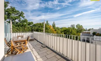 Neues Wohnjuwel in Bestlage! + Stellplatz + 2 Terrassen mit Weitblick!