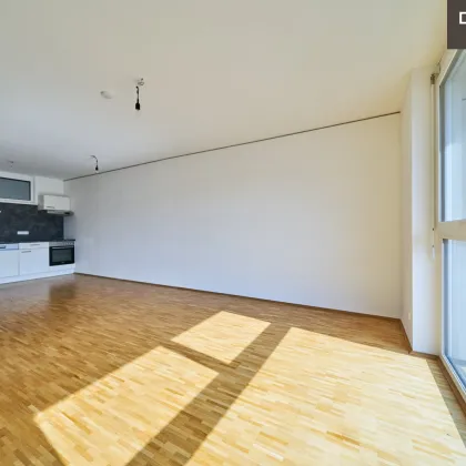 | NEU AM MARKT | 2 MONATE MIETFREI | 2 ZIMMER | NÄHE HAUPTBAHNHOF | MIT ALLGEMEINEM DACHGARTEN - Bild 3