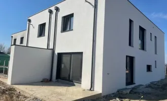 Belagsfertig mit Gutschein für Küche von 5.000€ bei Home Life Design Studio!Ideale Doppelhaushälfte (HAUS2)  mit Vollkeller in ACHAU (Ruhige Lage) bei Wien........!!