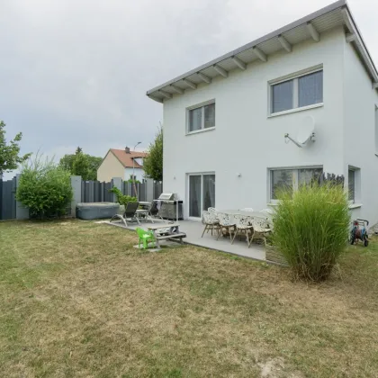 BIETERVERFAHREN: Angebote ab 470.000 € - Charmantes Einfamilienhaus in Raasdorf bei Wien - Ihr neues Zuhause im Grünen - Bild 2