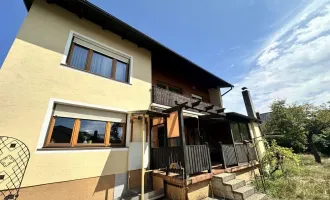 Idyllisches Mehrfamilienhaus mit rd. 516 m² Garten, Terrasse und 3 Garagen in absoluter Ruhelage