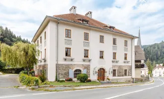 Exklusives Herrenhaus - Luxuriöses Wohnen mit Herrschaftscharakter - Nähe Feldkirchen