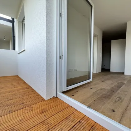 Erstbezug - Moderne 2-Zimmerwohnung mit Balkon und Parkplatz - Bild 3