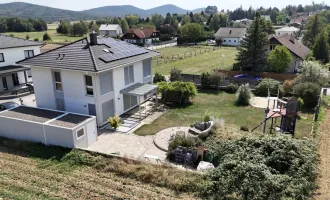 Tolles Wohnfeeling am Fuße der Hohen Wand: Modernes Einfamilienhaus mit Terrasse und Garage für € 649.000,00!