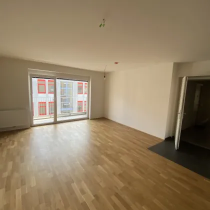 Traumhafte 2-Zimmer-Neubauwohnung mit Loggia, Balkon und bester Verkehrsanbindung - Bild 3