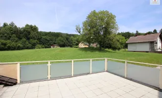 Schöne sanierte 4 Zi Wohnung 100m² mit Balkon und XXL-Terrasse und 2 Garagen und Dachboden in Rotschitzen bei Köttmannsdorf - Stadtnähe