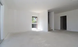 ERSTBEZUG! Ihr Neues Zuhause wartet auf Sie: Exklusive Maisonette auf zwei Ebenen mit Vorgarten, Großer Balkon, 4 Zimmern und hochwertiger Ausstattung!