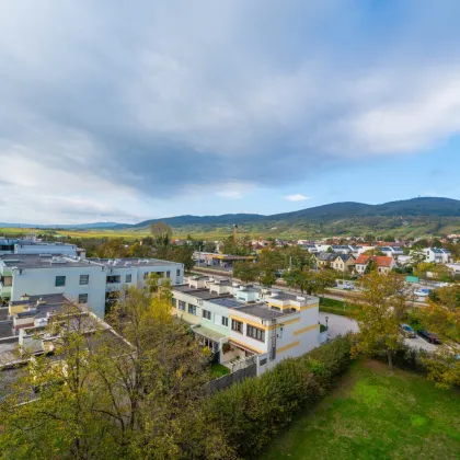 "Penthouse-feeling" - top sanierte 4-Zimmer-Wohnung im 5. Liftstock mit tollem Fernblick - Bild 2