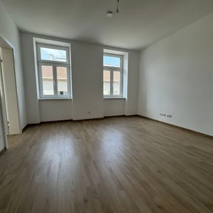 Provisionsfrei: Unbefristeter 75m² Erstbezug mit 3 Zimmern im topsanierten Altbau - 1100 Wien - Bild 2