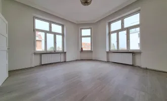 ECKWOHNUNG MIT 103m²! SANIERUNGSBEDÜRFTIGE 3 ZIMMER IN GUT ANGEBUNDENER LAGE.