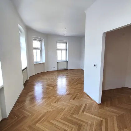 Helle, moderne 79m² Altbauwohnung, 1 Min. zur U3, perfekte Infrastruktur, unbefristet - Bild 2