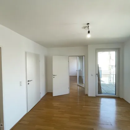 2 Zimmer-Wohnung in modernem Neubau in guter Lage – mit vollausgestatteter Küche und Balkon - T23 - Bild 3