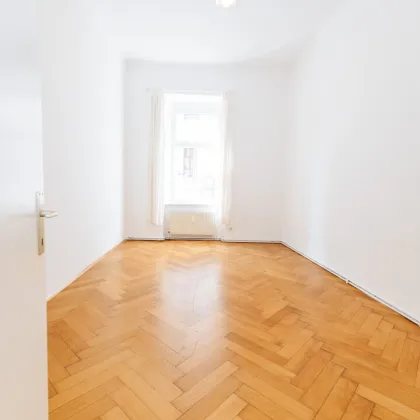 *AB 01.09.* I KUNSTHAUS I SÜDTIROLERPLATZ I ALTBAU I BALKON I WG-TAUGLICH I HAUSTIERE WILLKOMMEN I ALTBAUCHARME I LIFT I - Bild 3