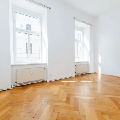 I KUNSTHAUS I SÜDTIROLERPLATZ I ALTBAU I BALKON I WG-TAUGLICH I HAUSTIERE WILLKOMMEN I LIFT I AB SOFORT VERFÜGBAR I ALTBAUCHARME I PROJEKT WOHNEN I - Bild 2