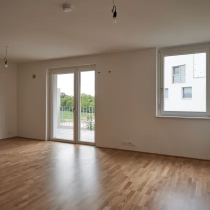 STADLAU/MÜHLWASSER: Wunderschöne 2-ZIMMER-BALKON-WOHNUNG mit GRÜNBLICK - Bild 2