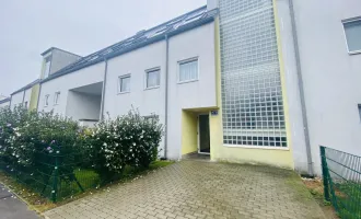 RUHIGE WOHNUNG MIT BALKON UND GARAGE