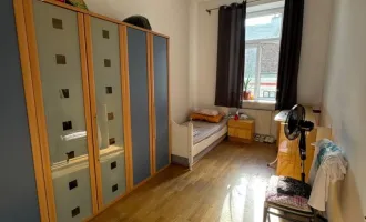 Charmante 3 Zimmer Altbauwohnung in zentraler Lage!