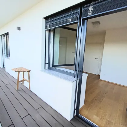 Wohnen am Ring, neuwertige 3 ZI mit Balkon-schöner Ausblick auf die Altstadt, barrierefrei, Carport - Bild 2