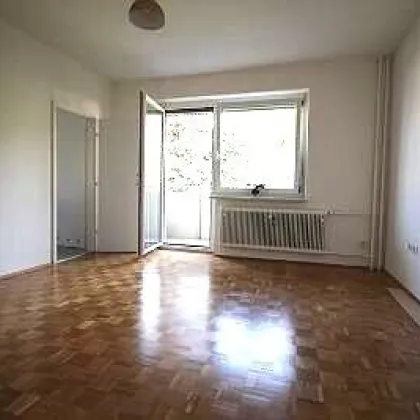 MARIAGRÜN: SONNIGE 2 ZIMMERWOHNUNG MIT BALKON - Bild 3