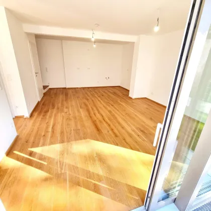 Familien - HIT! Cooles Townhouse mit Garten! Ideale Raumaufteilung + Erdwärme + Absolute Ruhelage + Tiefgarage + Ideale Süd Ausrichtung! Nachhaltig und zukunftssicher investiert! - Bild 3