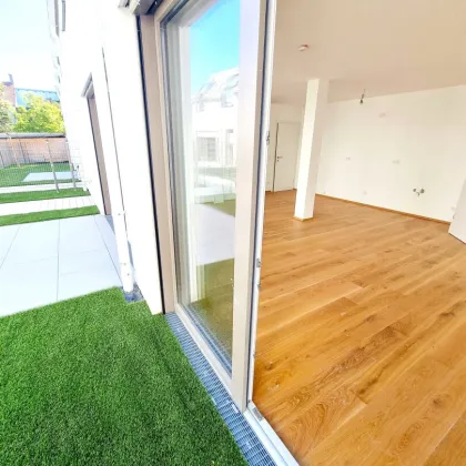 Ihre Suche hat ein Ende.... WOW - Cooles Townhouse mit Garten! 3 Zimmer + Ideale Raumaufteilung + Erdwärme + Absolute Ruhelage + Tiefgarage! Nachhaltig und zukunftssicher investiert! - Bild 3