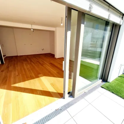 Hausfeeling - Familien-Hit! Townhouse mit Garten + Erdwärme + Absolute Ruhelage + Tiefgarage + Ideale Süd Ausrichtung! Nachhaltig und zukunftssicher investiert! - Bild 3