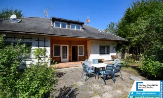 Renovierungsbedürftiges Haus mit viel Potenzial in Top Lage in Waidhofen/Ybbs - 1215m² Grund!!!