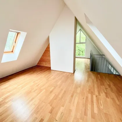 Moderne Dachgeschoßwohnung mit Galerie im Nonntal - Bild 3