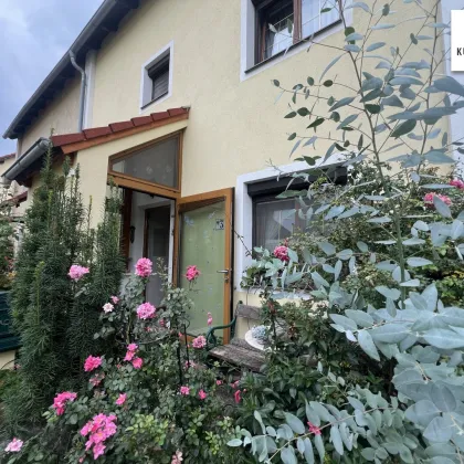 Entzückendes Reihenhaus in *Abschließbarer Privatstraße* mit Garten, Balkon & Auto-Stellplatz - Bild 2