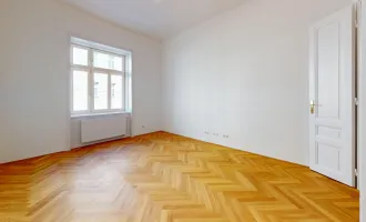 Top-sanierte 3-Zimmer-Altbauwohnung mit Süd-Balkon