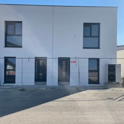 Belagsfertig mit Gutschein für Küche von 5.000€ bei Home Life Design Studio!Ideale Doppelhaushälfte (HAUS2)  mit Vollkeller in ACHAU (Ruhige Lage) bei Wien.......... - Bild 3